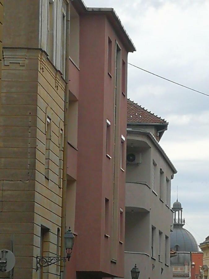 Centrum11 Pécs Extérieur photo