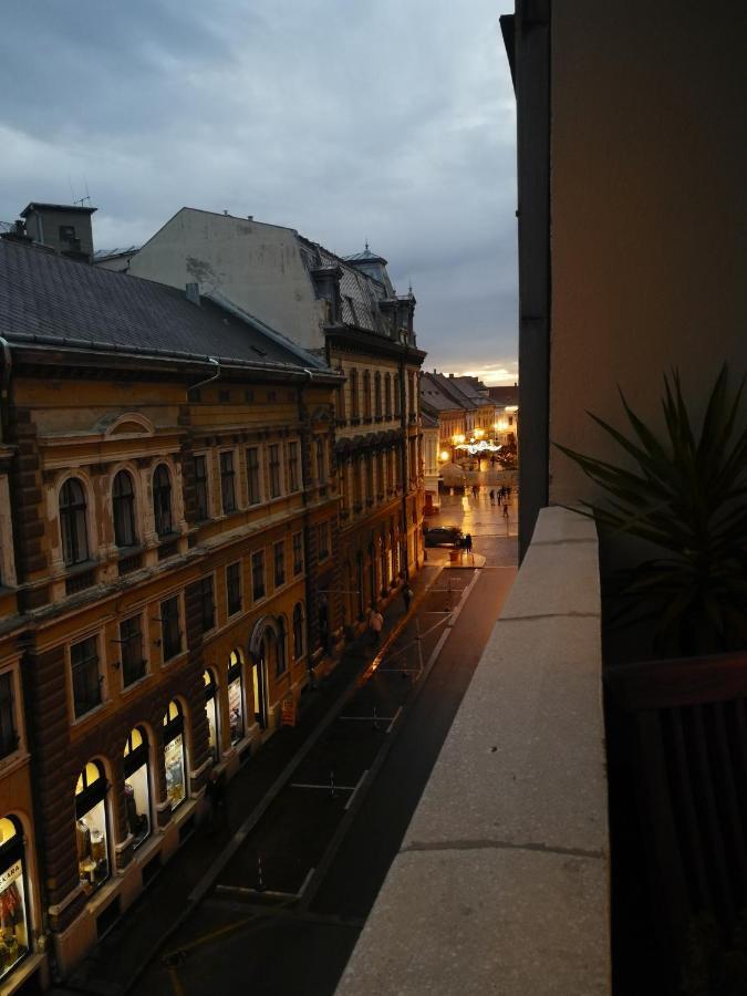 Centrum11 Pécs Extérieur photo